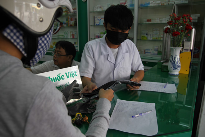 địa điểm phát khẩu trang miễn phí tại Sài Gòn, Tp Hồ Chí Minh, phòng chống dịch bệnh viêm phổi virus Corona