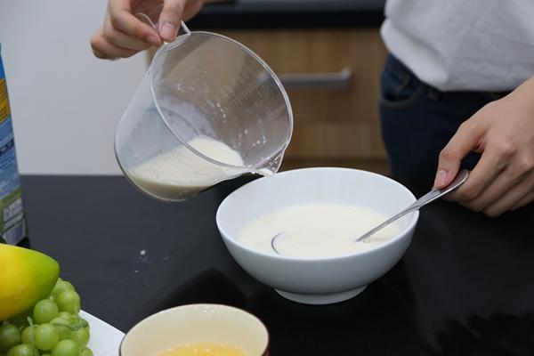 Chỉ cần 10 phút có ngay món bơ dầm sữa thơm ngon tốt cho sức khoẻ với công thức dưới đây !
