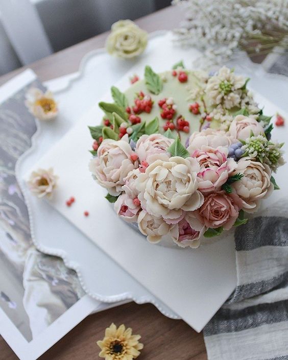 Tuyển chọn 20 mẫu bánh sinh nhật họa tiết hoa lá đẹp nhất 2018 không thể bỏ qua