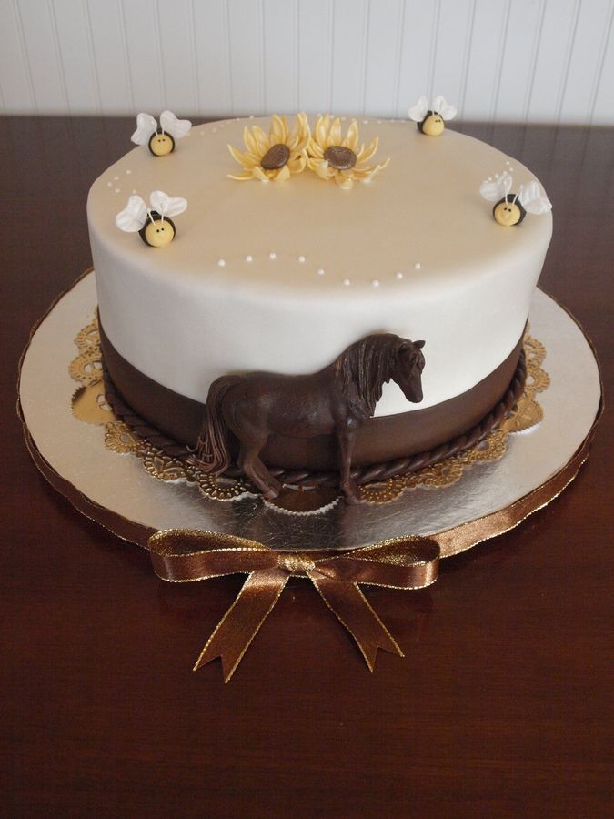 Bánh sinh nhật hình con ngựa