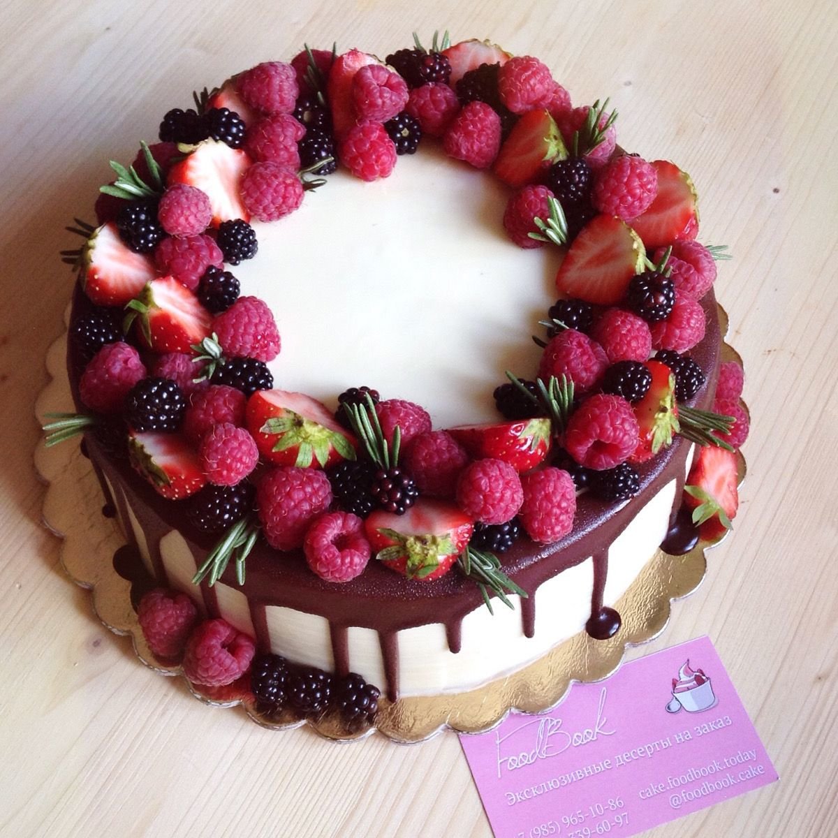 Chia sẻ 15 mẫu bánh sinh nhật trái cây thơm ngon dành riêng cho bạn