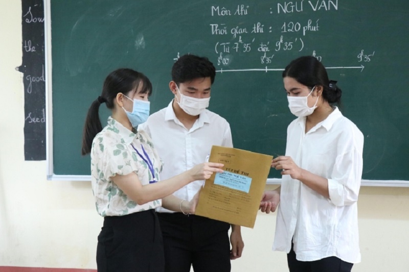 Kì thi lên lớp 10 THPT ở Hà Nội 