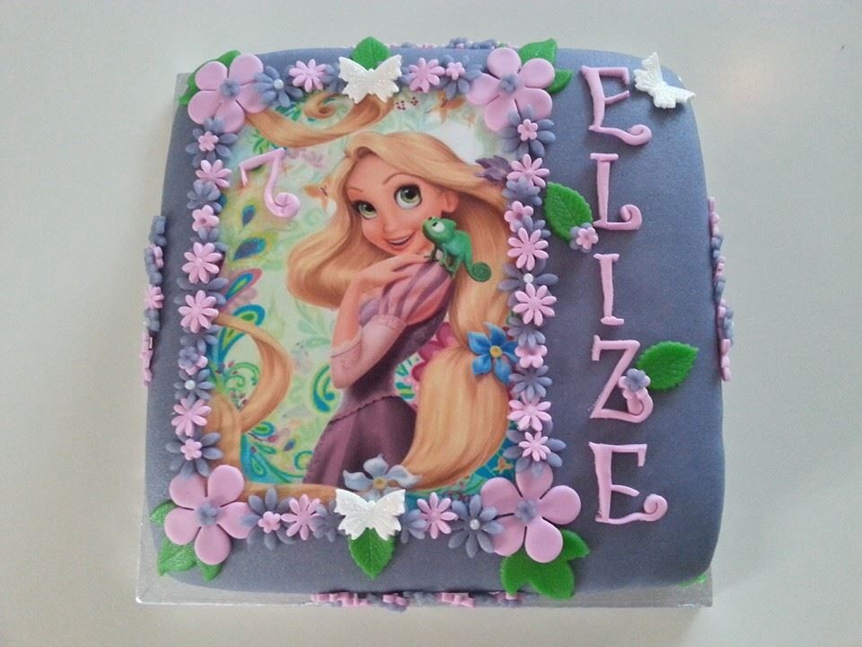 Tổng hợp 20 mẫu bánh sinh nhật in hình công chúa đẹp nhất dành cho bạn