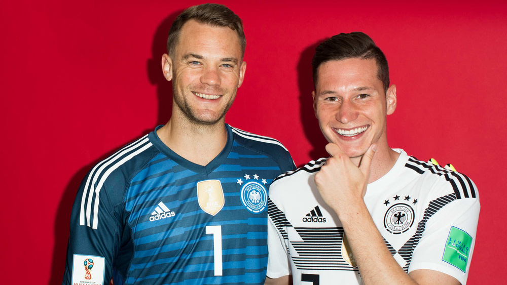Trai đẹp Neuer và Draxler của tuyển Đức.