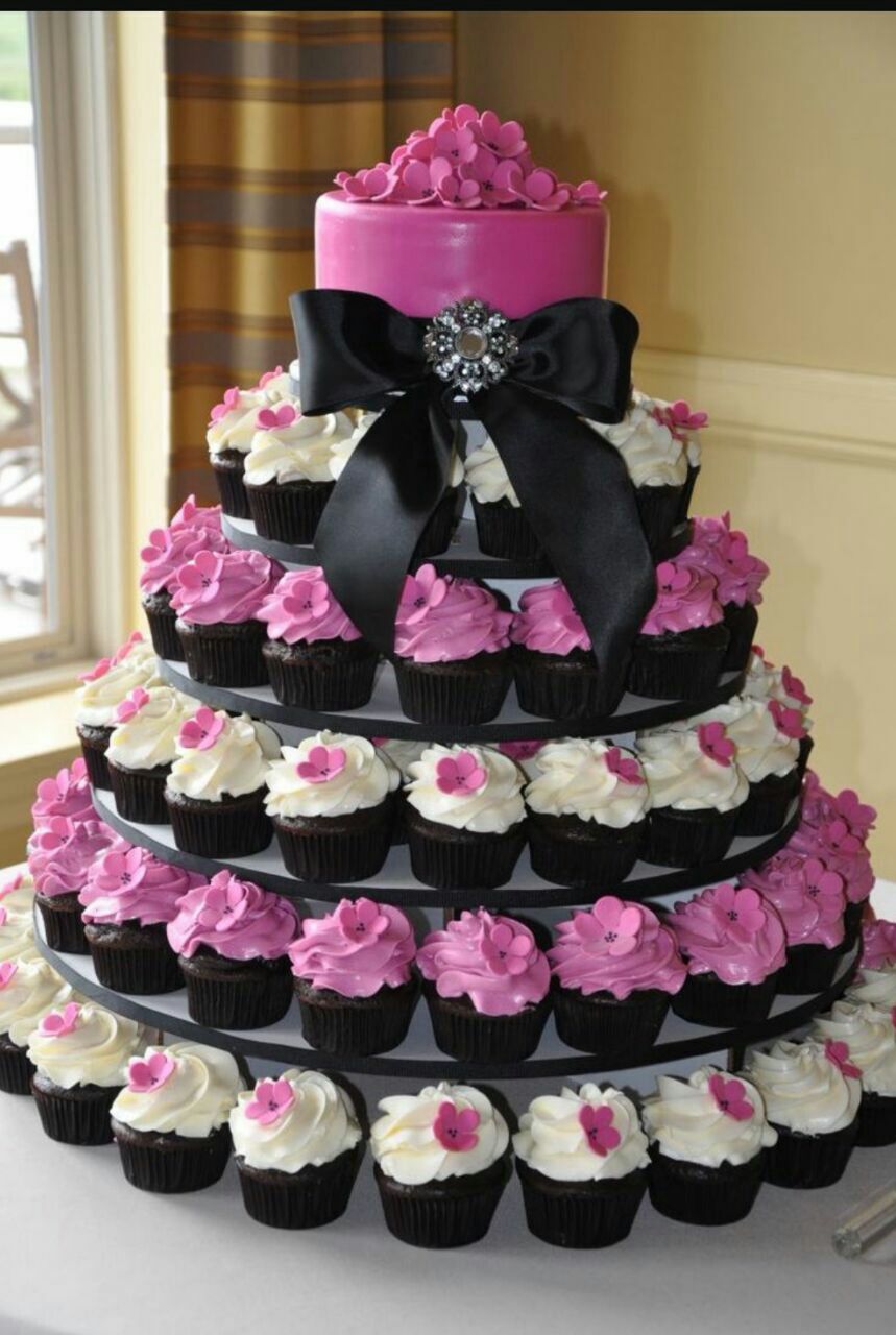 Tháp bánh cưới cupcake đẹp như mơ cho một đám cưới hoàn hảo
