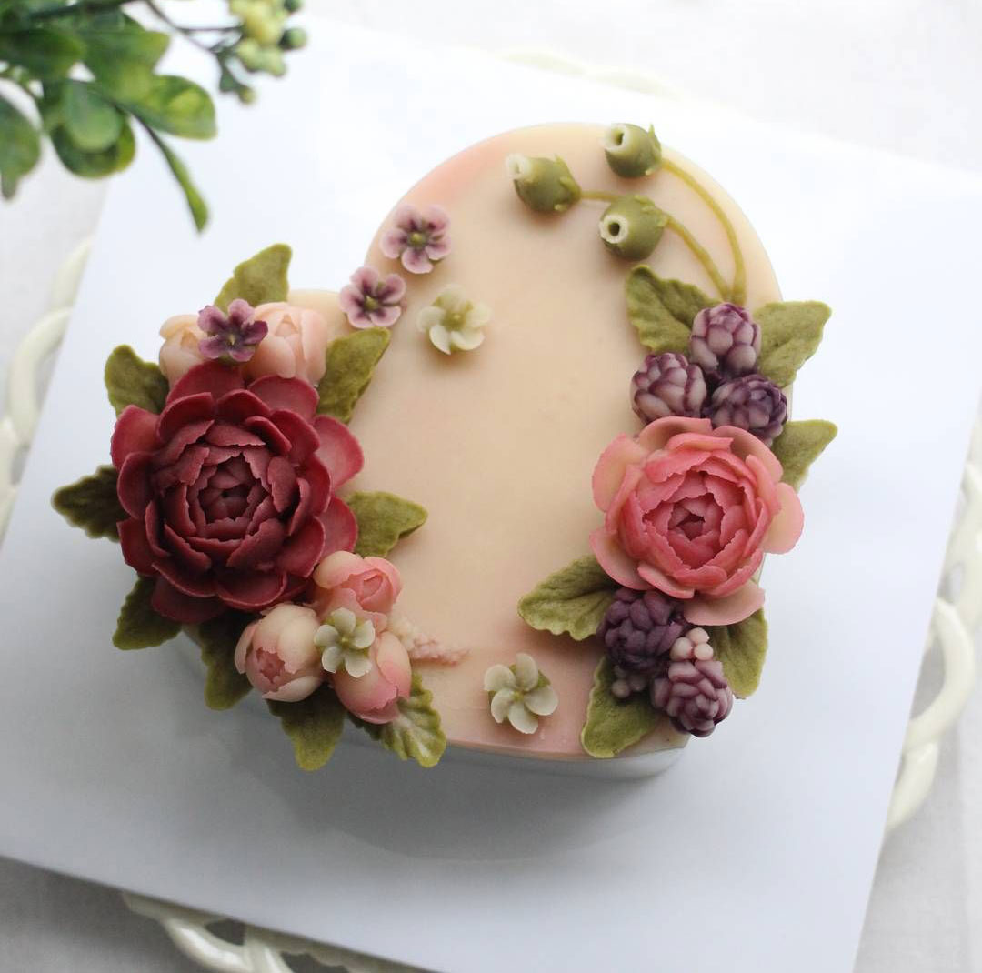 20  mẫu bánh sinh nhật hình trái tim đẹp lãng mạn gửi đến những người thân thương